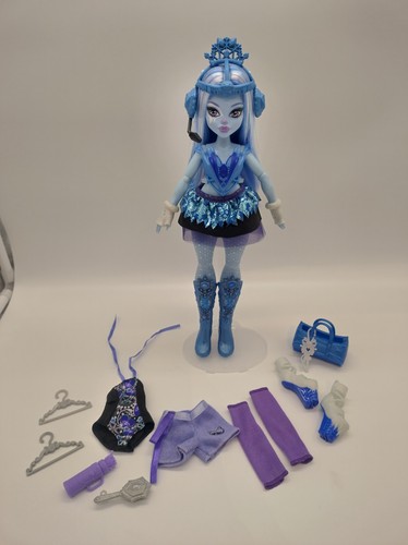 Monster high skulltimate - high,