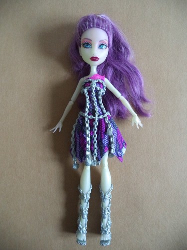 Monster high doll spectra - monster,