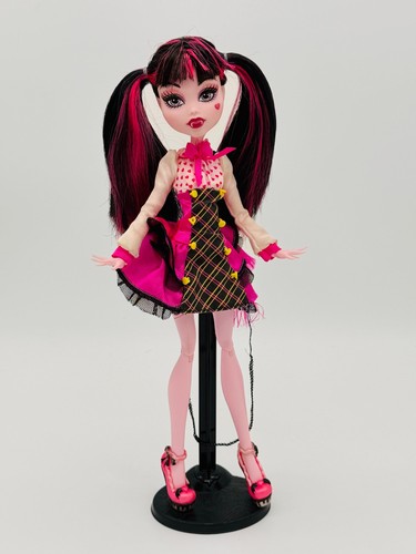 Monster high draculaura - high,