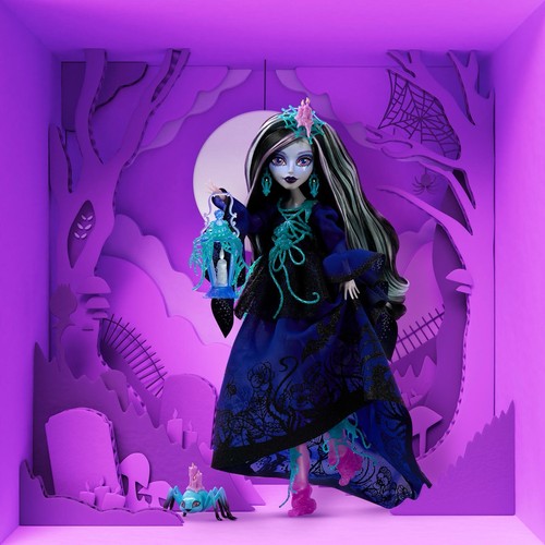 Monster high designer series - monster,