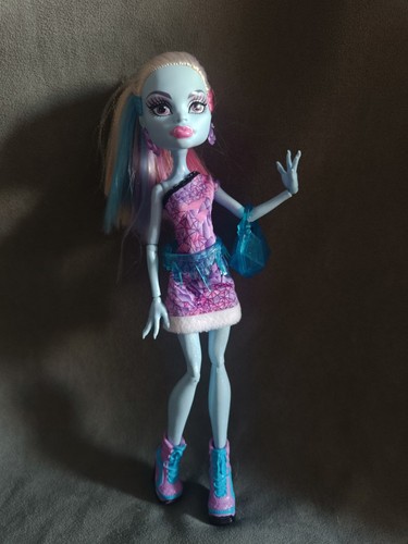 Monster high muñeca - monster,